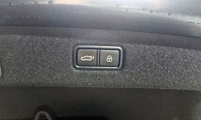 Genesis EQ900