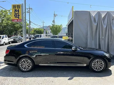 Kia K9