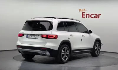 Mercedes-Benz GLB-Class