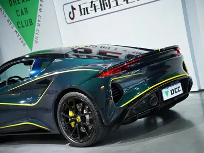 Lotus Emira
