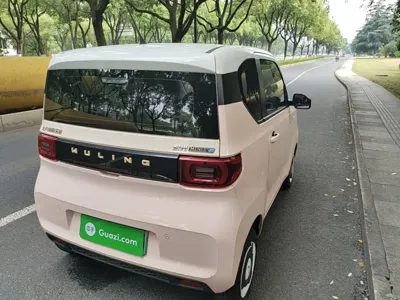 Wuling MINIEV
