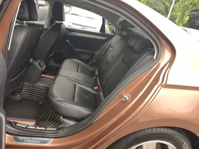 Volkswagen Lamando