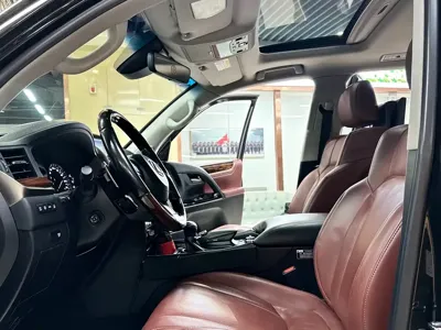 Lexus LX