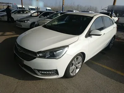 Chery Arrizo 5