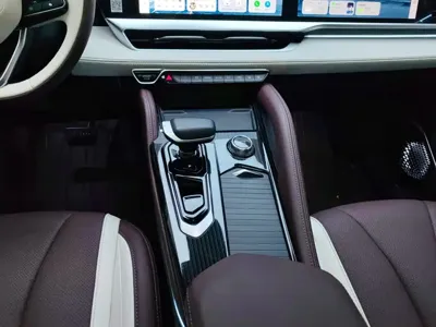 Geely Xingyue L