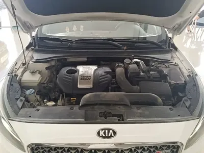 Kia K4