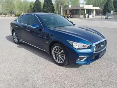 Infiniti Q50L