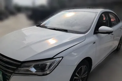 Roewe i5