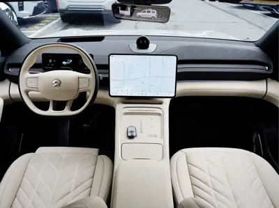 Nio EC6
