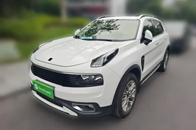 Lynk & Co 01