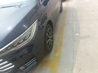 BYD MAX