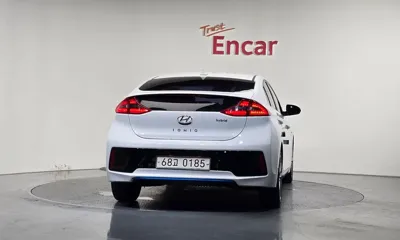 Hyundai Ioniq