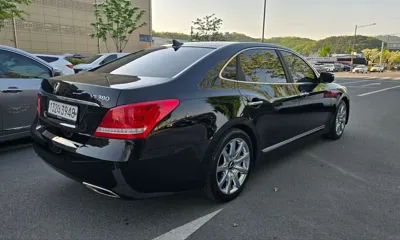 Hyundai Equus