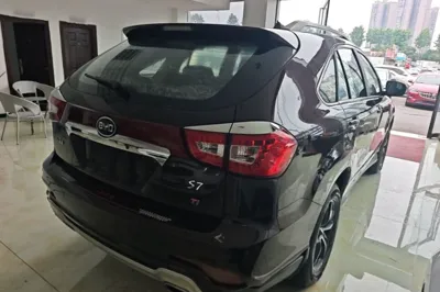 BYD S7