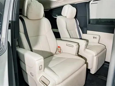 Li Auto Li MEGA