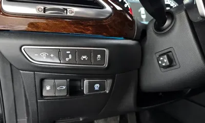 Genesis EQ900