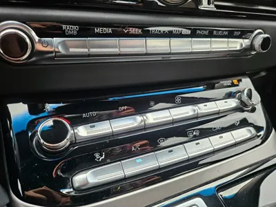 Genesis EQ900