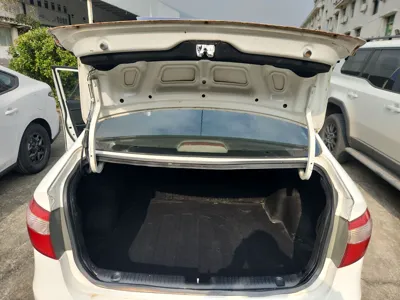 Kia K2
