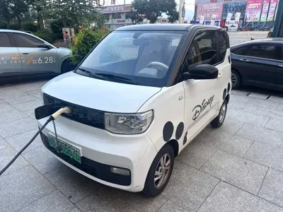 Wuling MINIEV