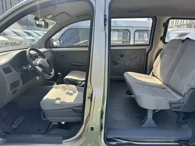 Wuling Rongguang V