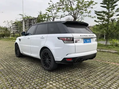 Land Rover Sport
