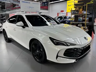 MG MG7