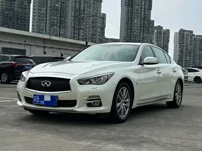 Infiniti Q50L