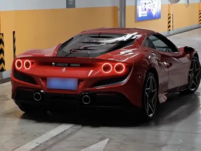 Ferrari F8