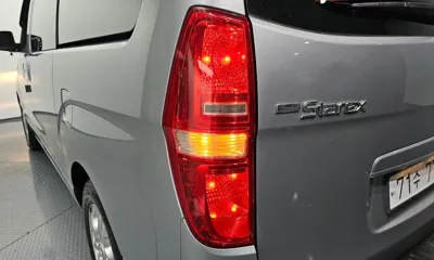 Hyundai Starex