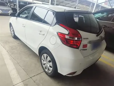 Toyota Yaris L