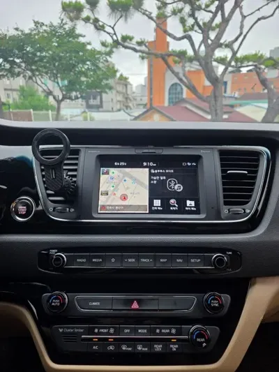 Kia Canival