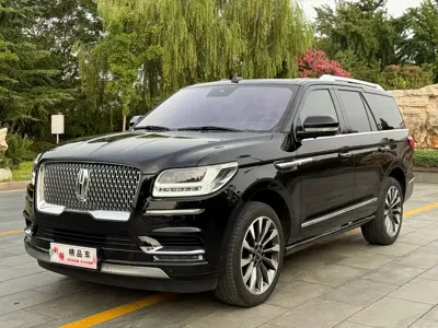 Lincoln Navigator