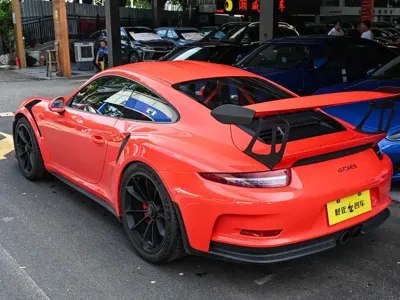 Porsche 911