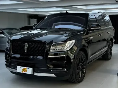 Lincoln Navigator
