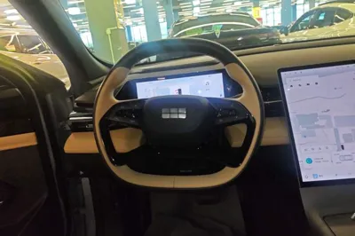 Geely Galaxy L6
