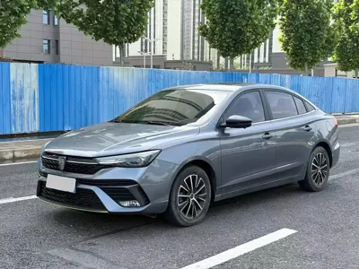 Roewe i5