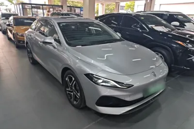 Roewe D7