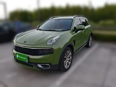 Lynk & Co 01