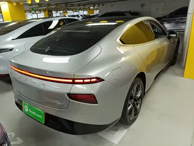 Xpeng P7