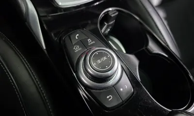 Infiniti Q30