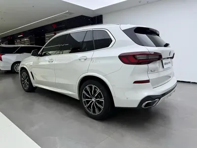 BMW X5 (Import)