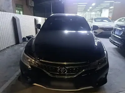 Toyota Reiz