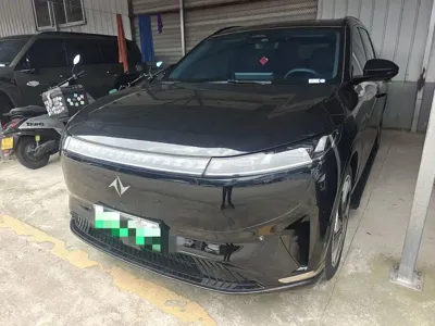 eπ eπ008