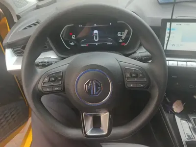 MG MG5