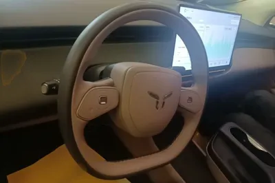 Hongqi Tiangong 06