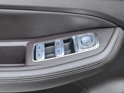 Roewe RX8