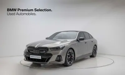 BMW i5