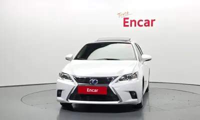 Lexus CT200h