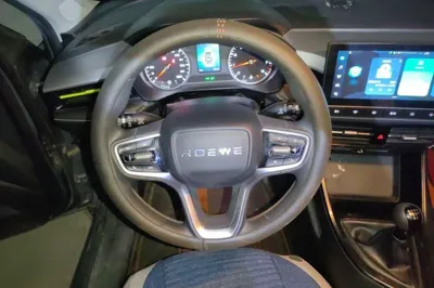 Roewe i5