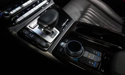 Genesis EQ900